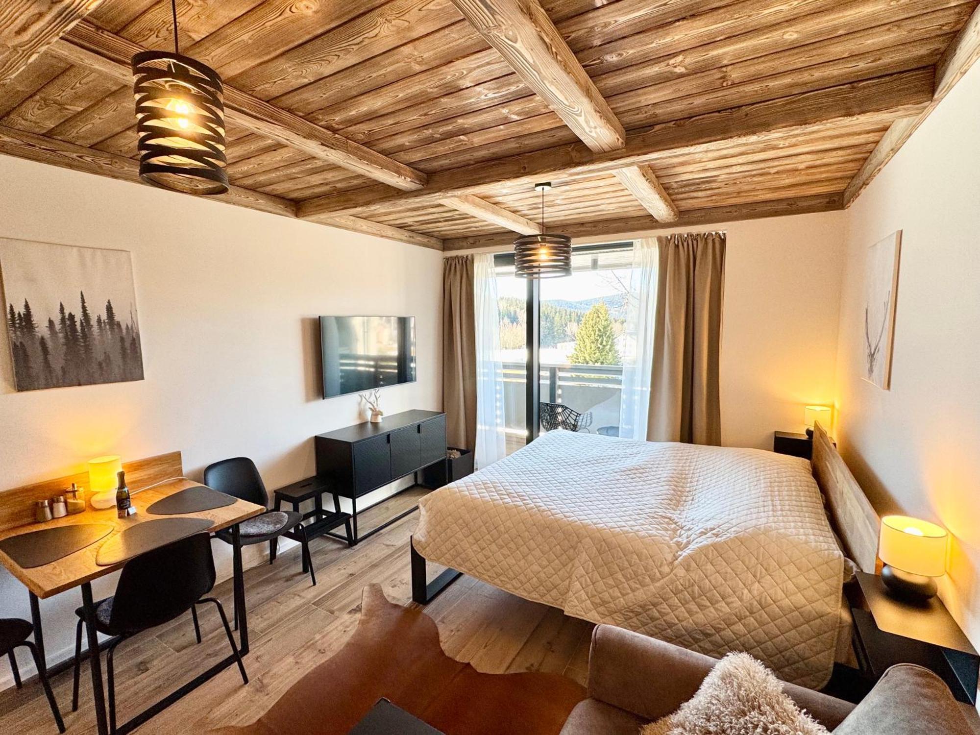 Corso Rustic Luxury Harrachov, In - Out, High Speed Wi-fi, Smart Tv Apartament